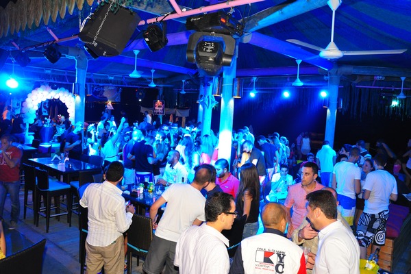 Saturday Night At Edde Sands